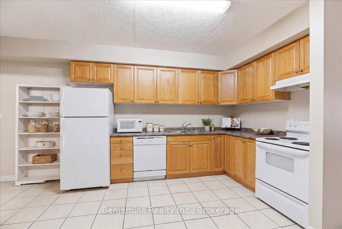 Photo 7 of Unit 407, 253 Lester Street, Waterloo — HOMEH