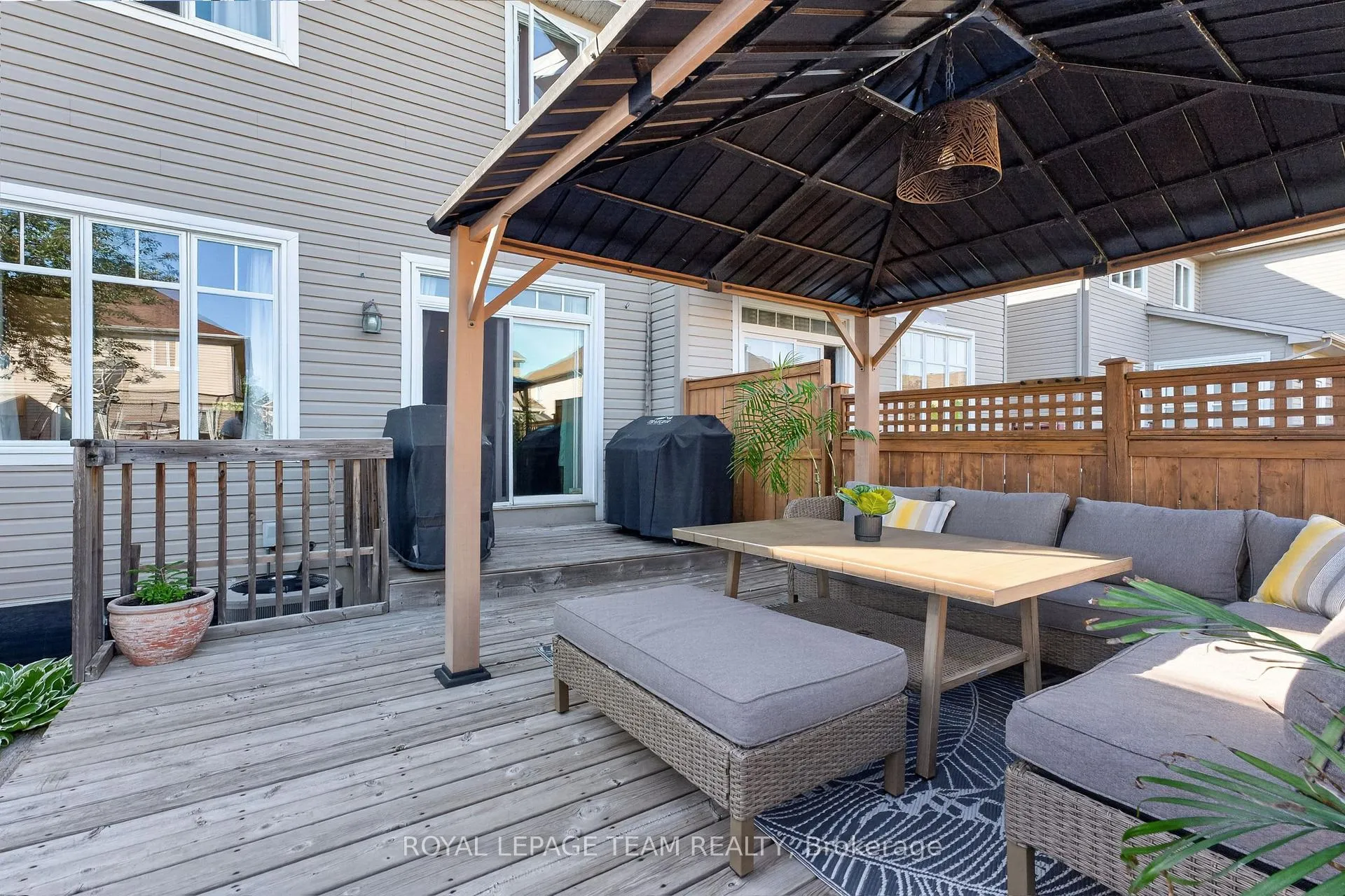 Photo 10 of 336 Glenbrae Avenue, Ottawa, Kanata - Morgan's Grant/South March — HOMEH