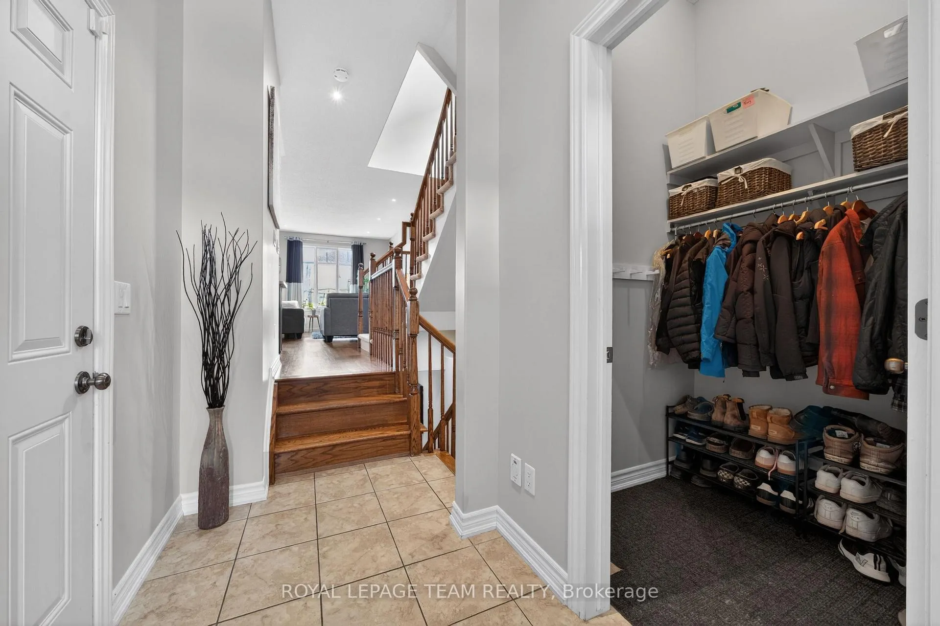 Photo 13 of 336 Glenbrae Avenue, Ottawa, Kanata - Morgan's Grant/South March — HOMEH