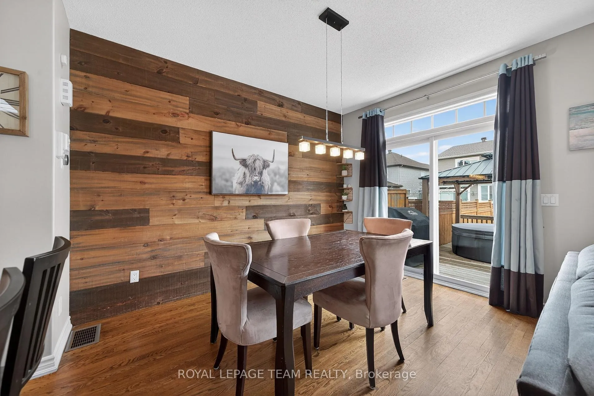 Photo 19 of 336 Glenbrae Avenue, Ottawa, Kanata - Morgan's Grant/South March — HOMEH
