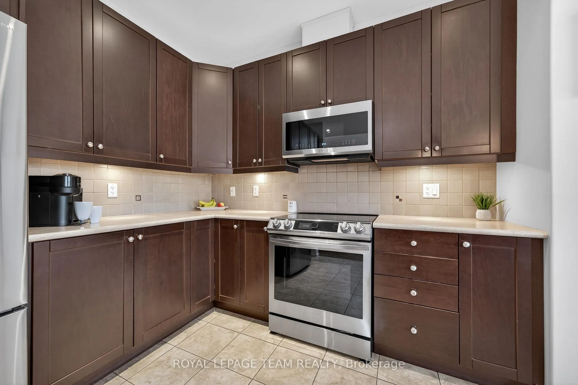 Photo 25 of 336 Glenbrae Avenue, Ottawa, Kanata - Morgan's Grant/South March — HOMEH