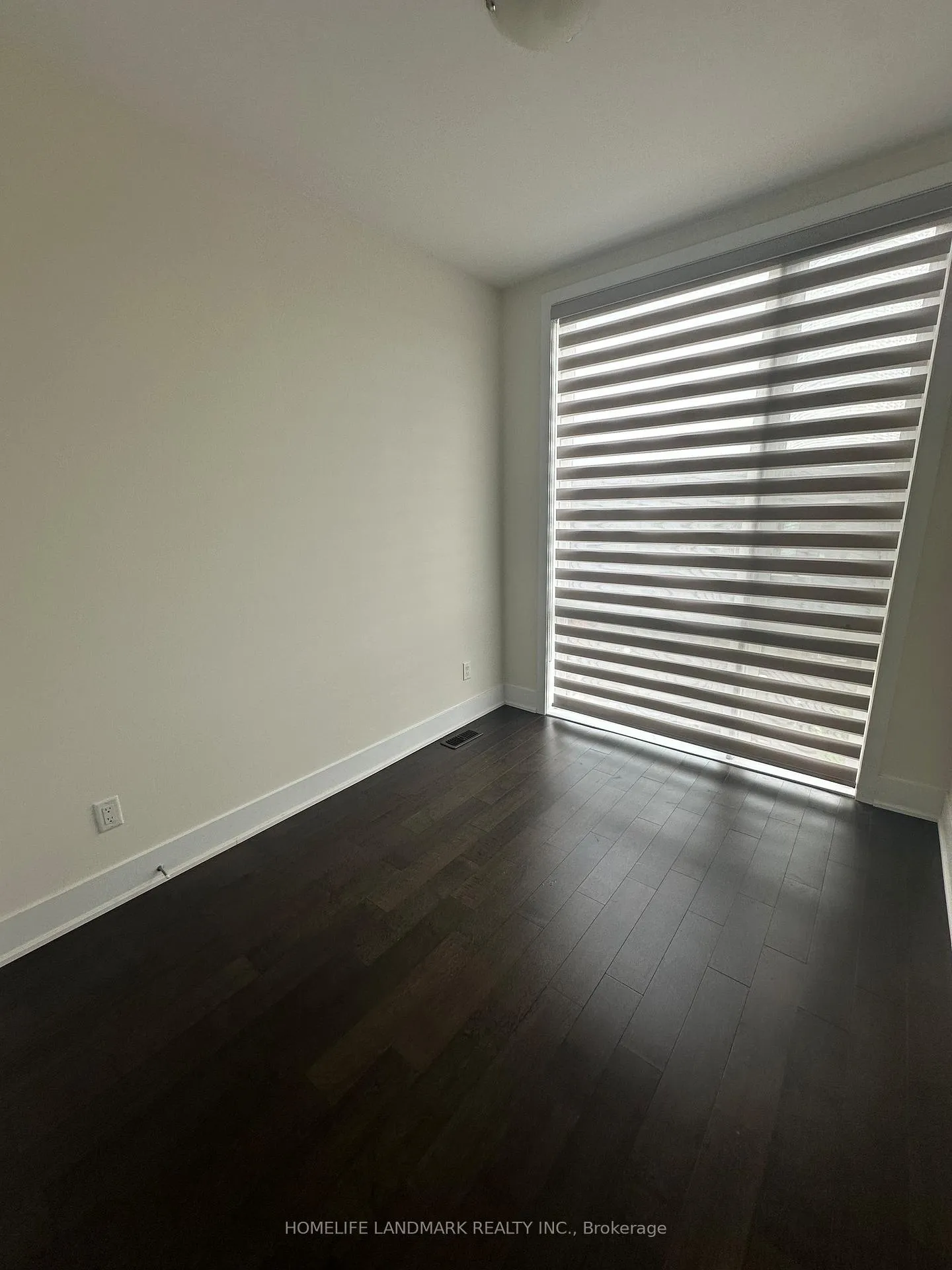 Photo 13 of 27 Thorncrest Drive, Vaughan, Patterson — HOMEH