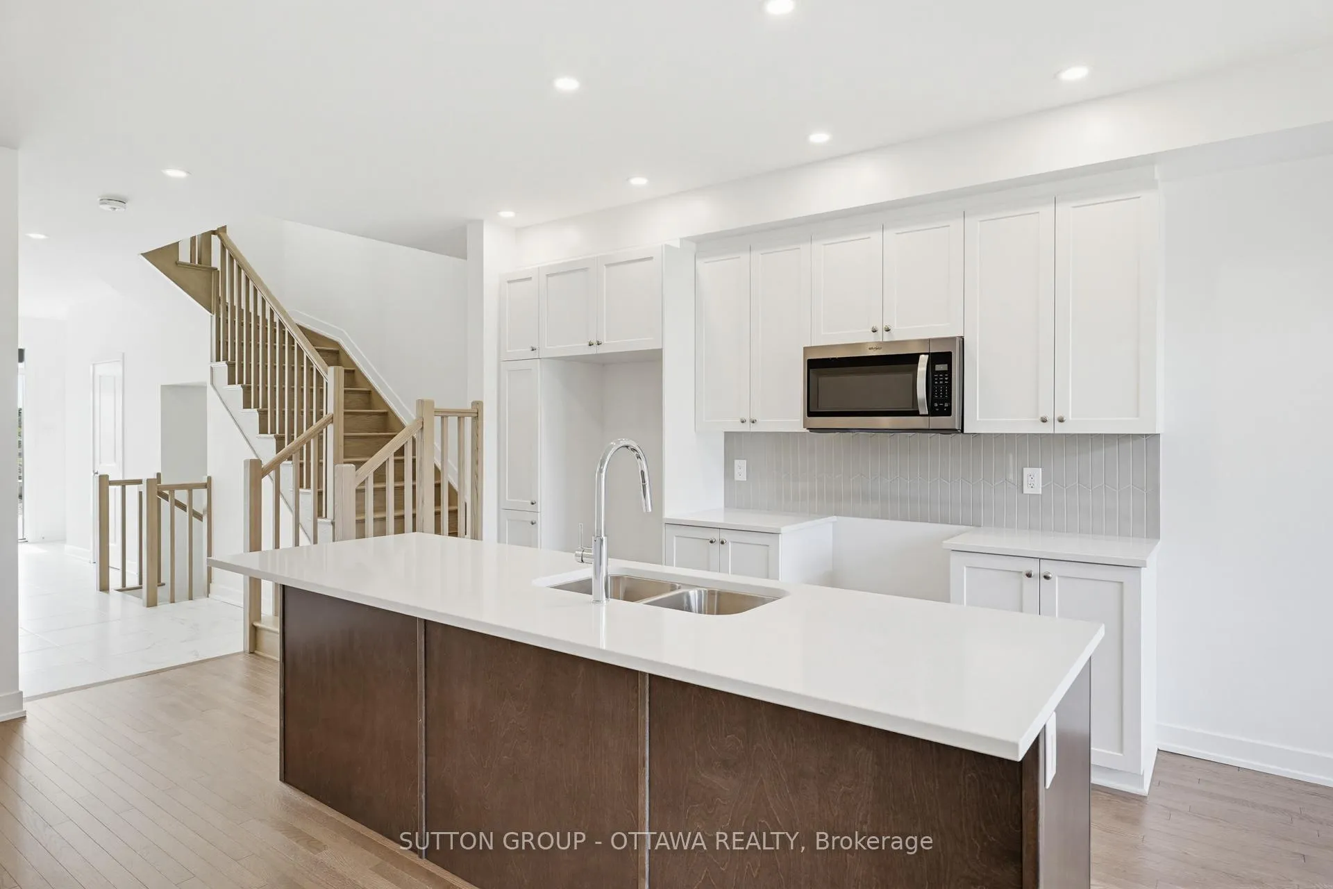 Photo 8 of 144 Big Dipper Street, Ottawa, Riverside South/Gloucester Glen — HOMEH