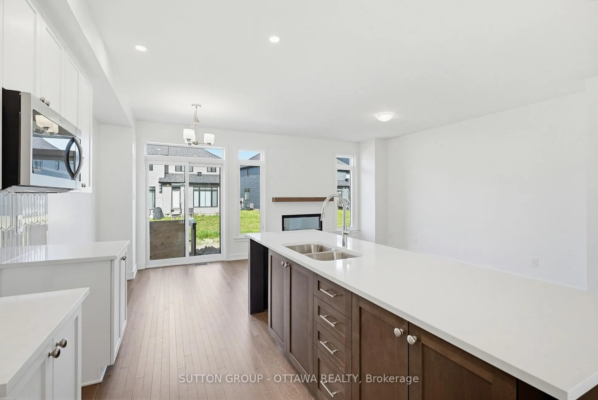 Photo 12 of 144 Big Dipper Street, Ottawa, Riverside South/Gloucester Glen — HOMEH