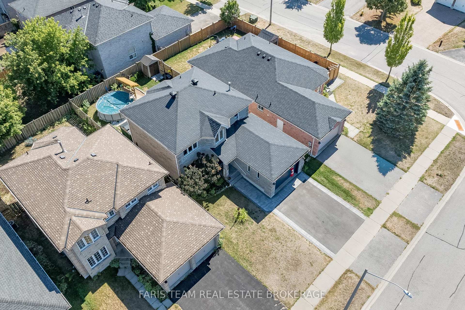 Photo 2 of 113 Ruffet Drive, Barrie, Edgehill Drive — HOMEH