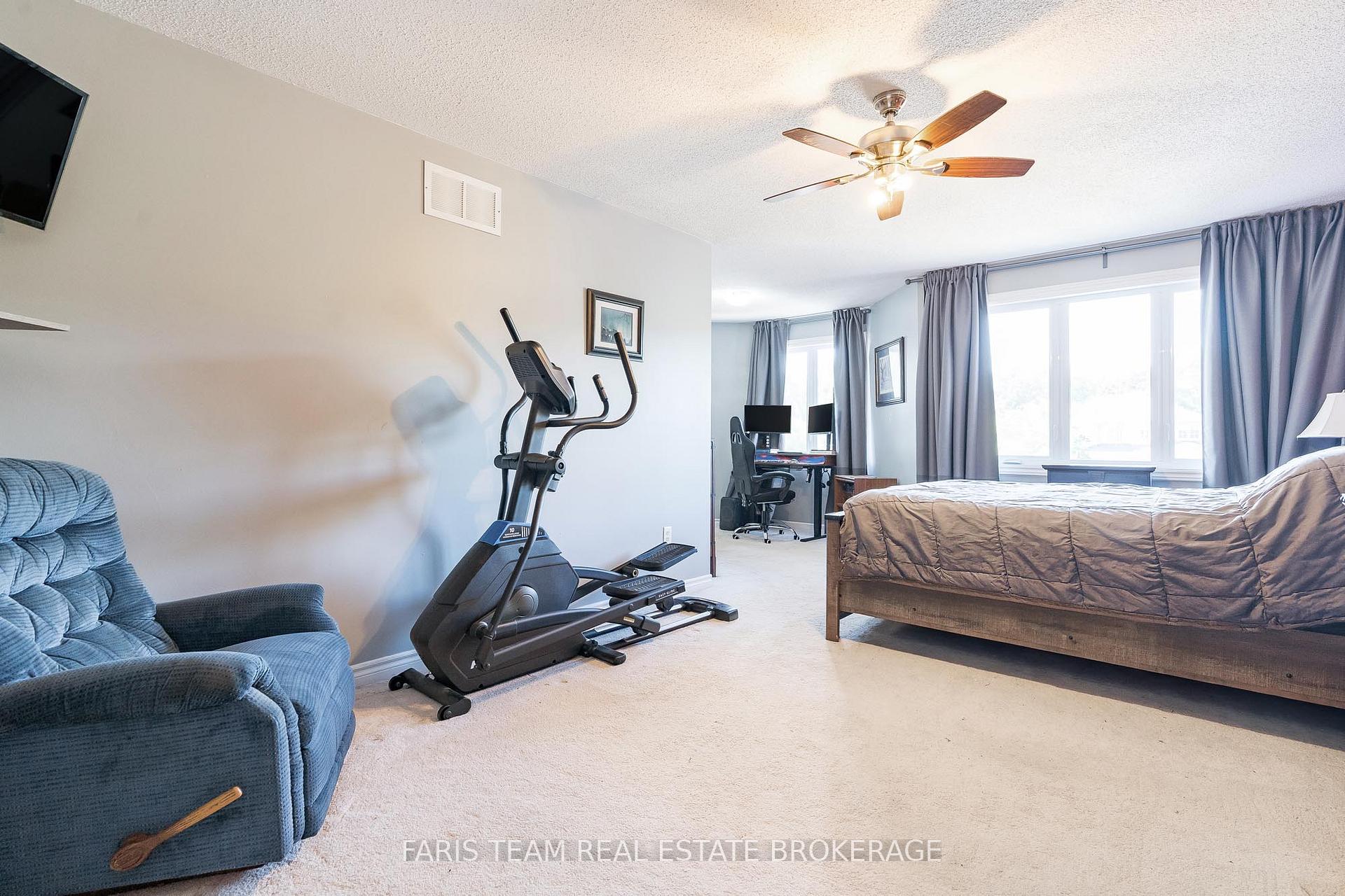 Photo 17 of 113 Ruffet Drive, Barrie, Edgehill Drive — HOMEH