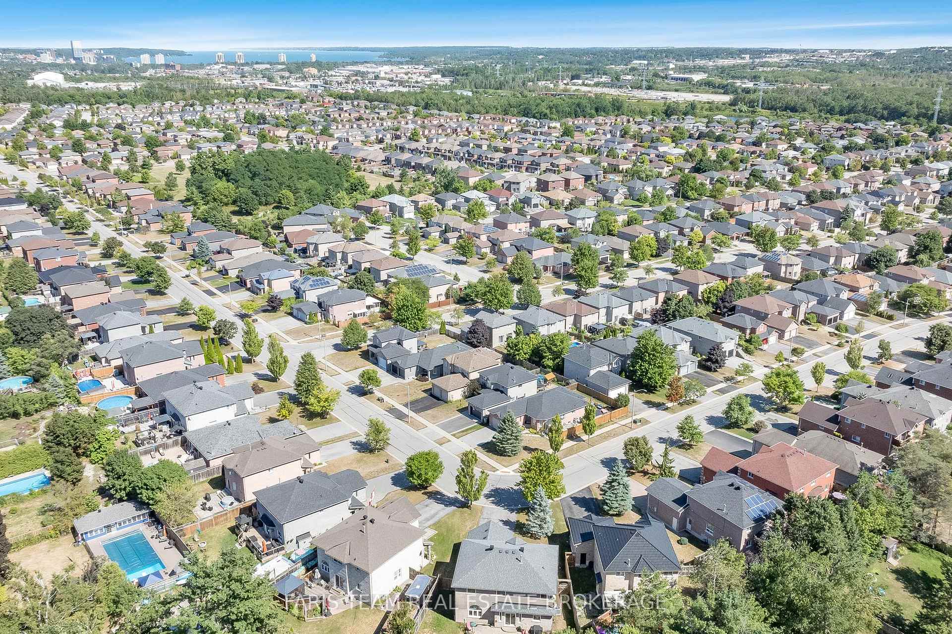 Photo 36 of 113 Ruffet Drive, Barrie, Edgehill Drive — HOMEH