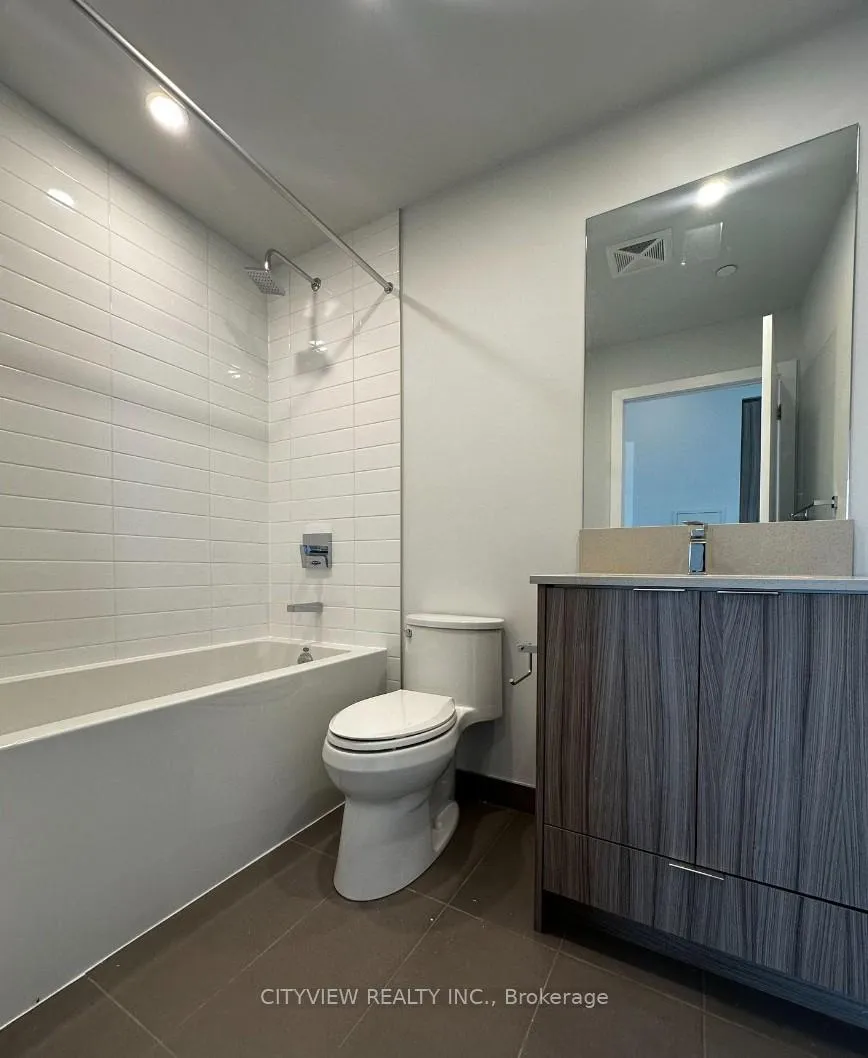 Photo 6 of 430 Square One Drive, Mississauga, City Centre — HOMEH