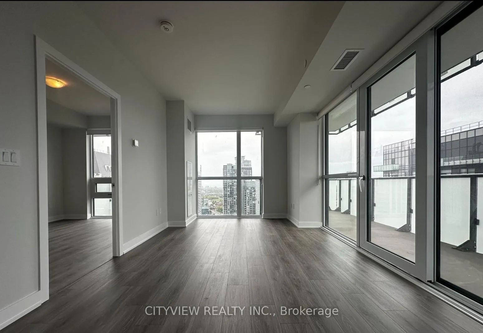 Photo 7 of 430 Square One Drive, Mississauga, City Centre — HOMEH