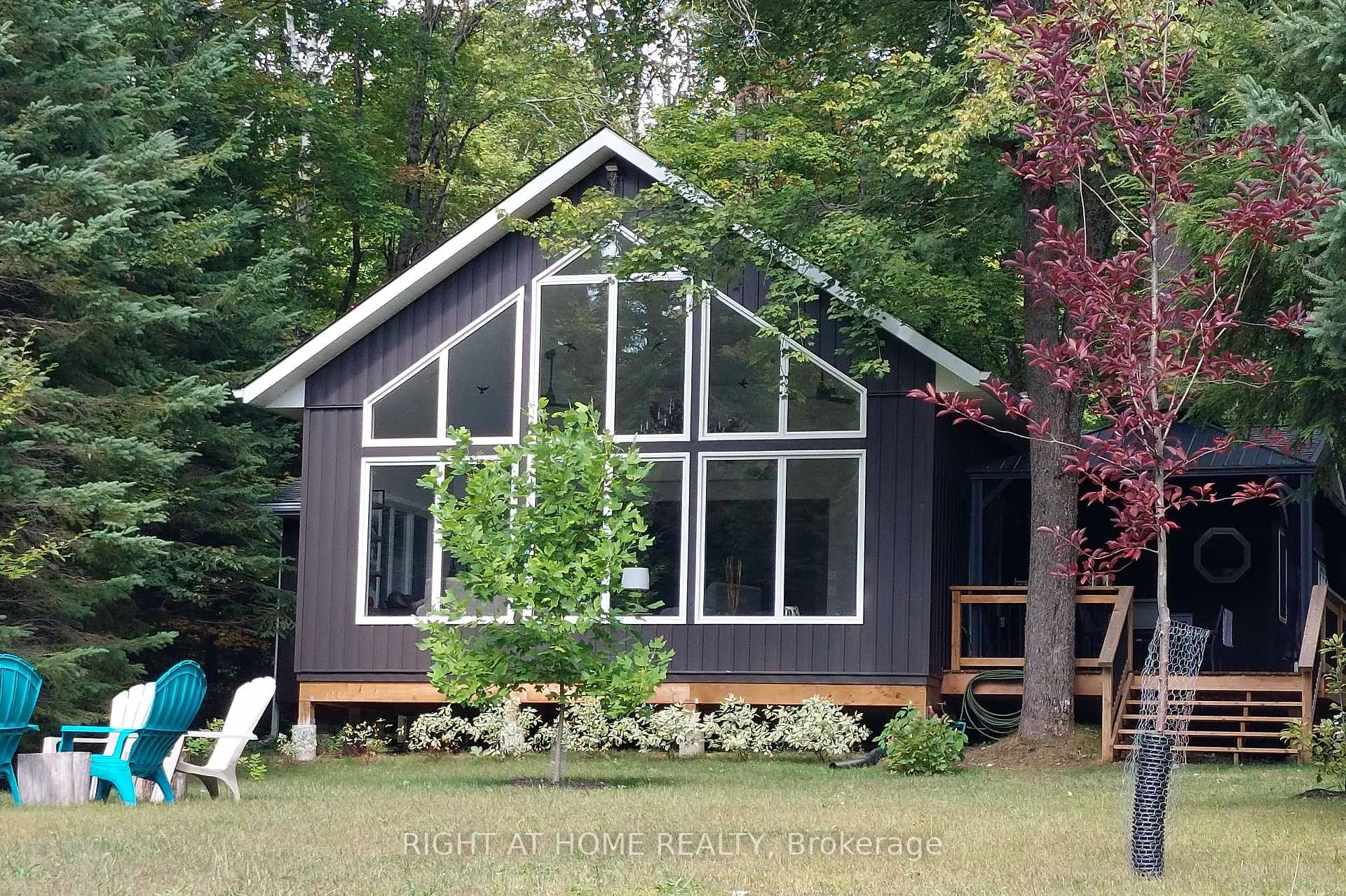 Photo 1 of 1353 Sherwood Forest Road, Bracebridge, Oakley — HOMEH