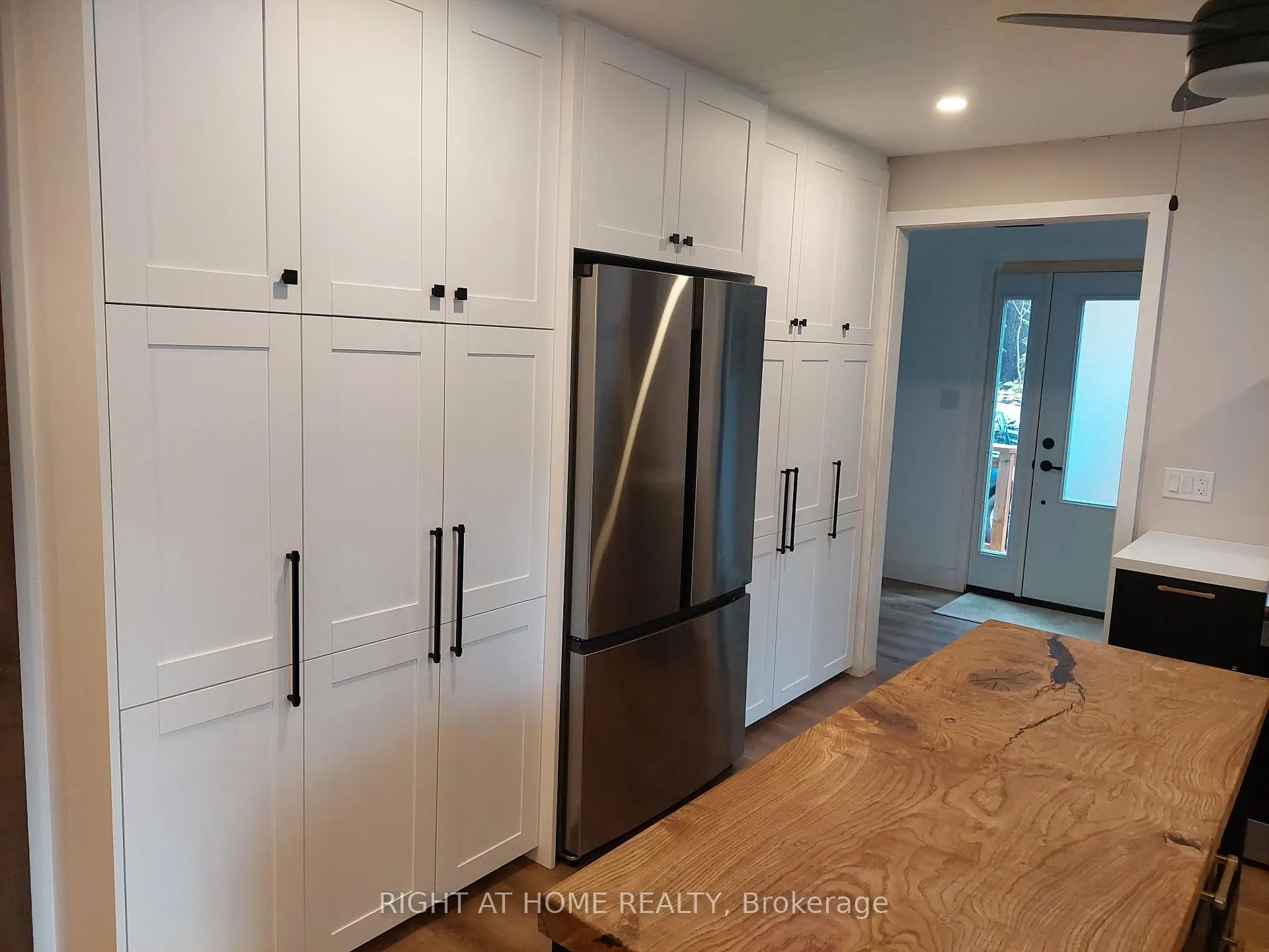 Photo 10 of 1353 Sherwood Forest Road, Bracebridge, Oakley — HOMEH