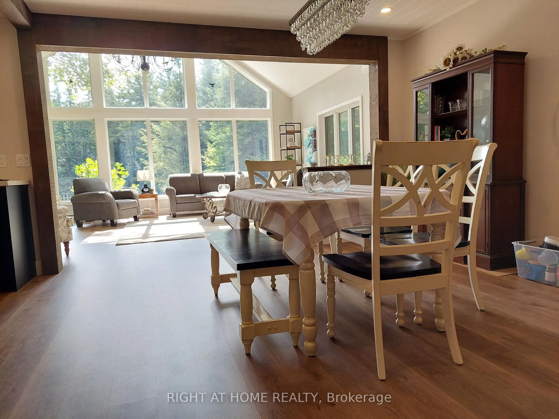 Photo 11 of 1353 Sherwood Forest Road, Bracebridge, Oakley — HOMEH