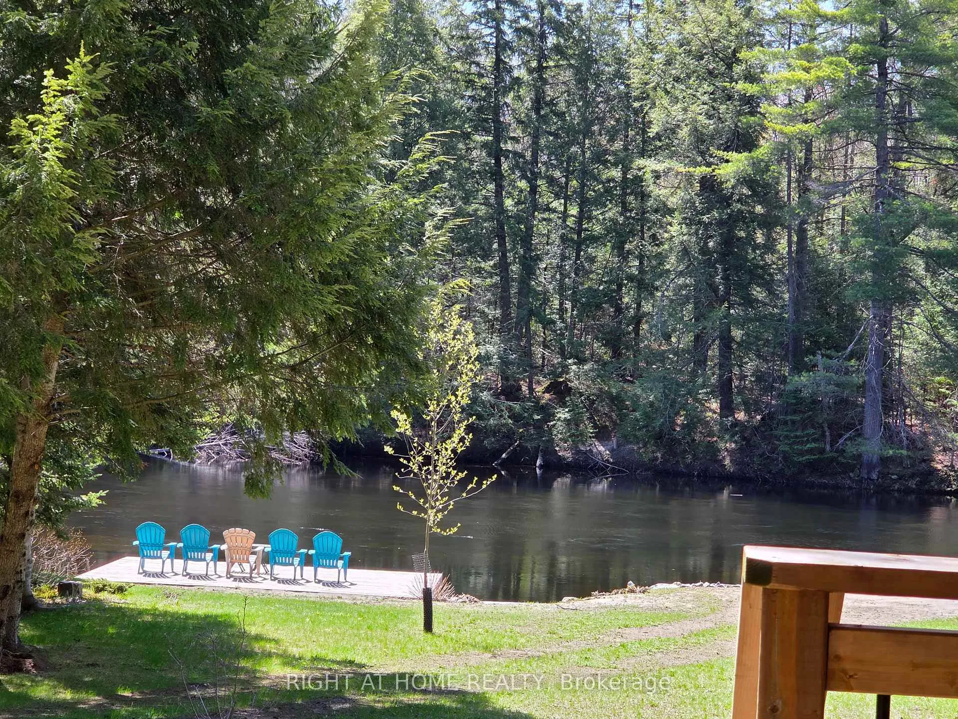 Photo 14 of 1353 Sherwood Forest Road, Bracebridge, Oakley — HOMEH