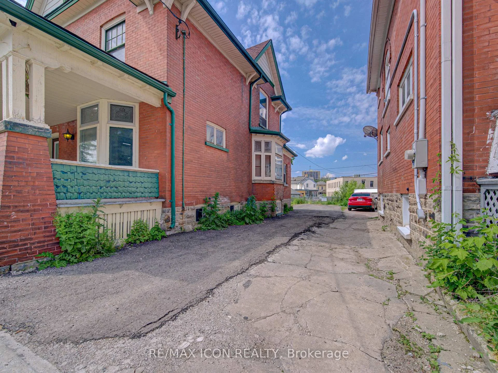 Photo 9 of 59 Irvin Street, Kitchener, Auditorium — HOMEH