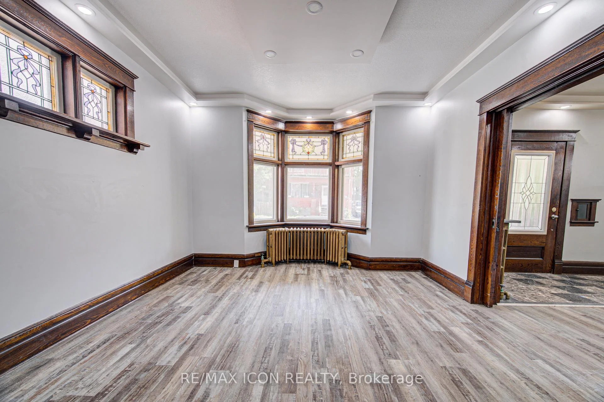 Photo 14 of 59 Irvin Street, Kitchener, Auditorium — HOMEH