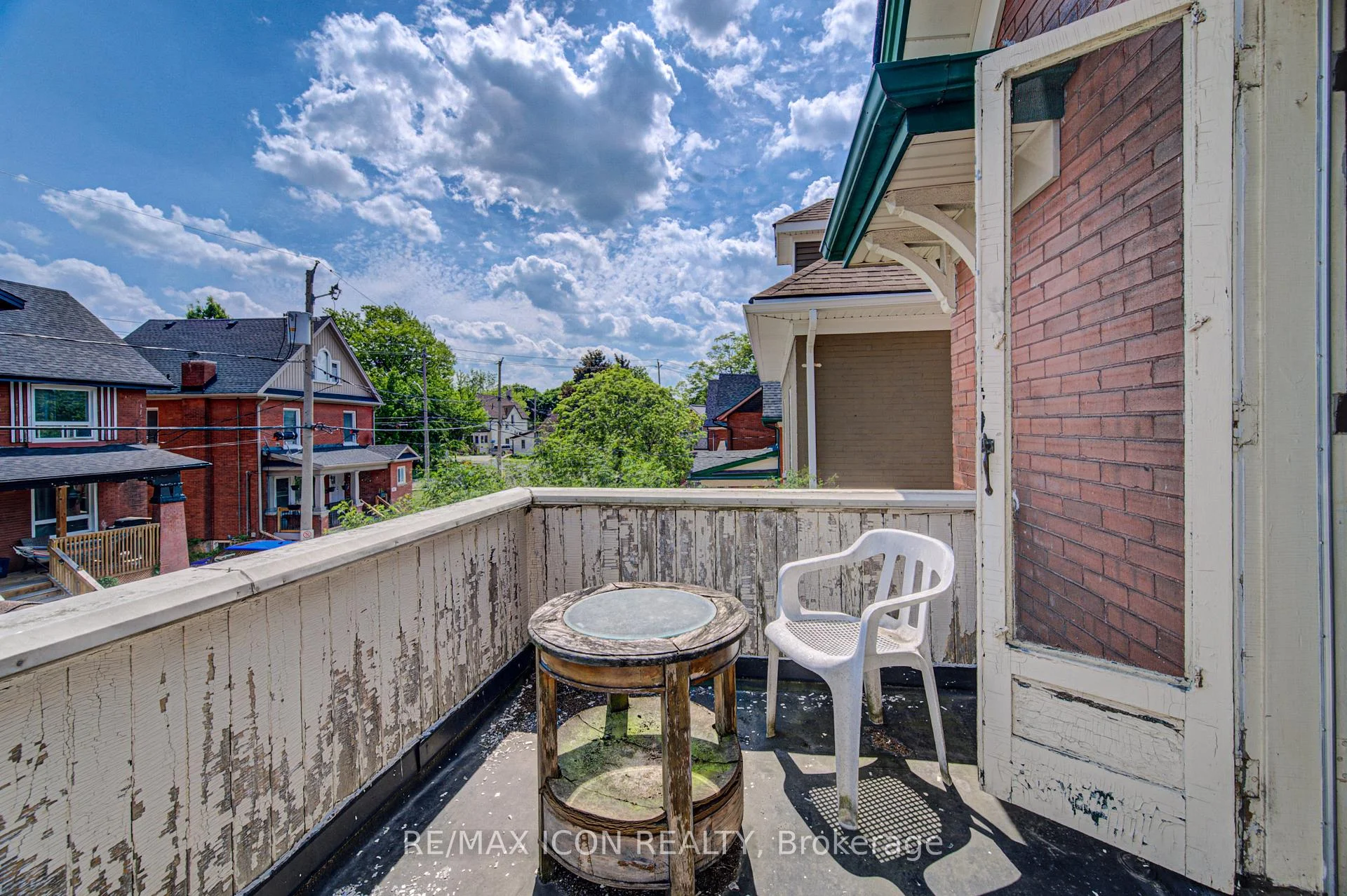 Photo 31 of 59 Irvin Street, Kitchener, Auditorium — HOMEH