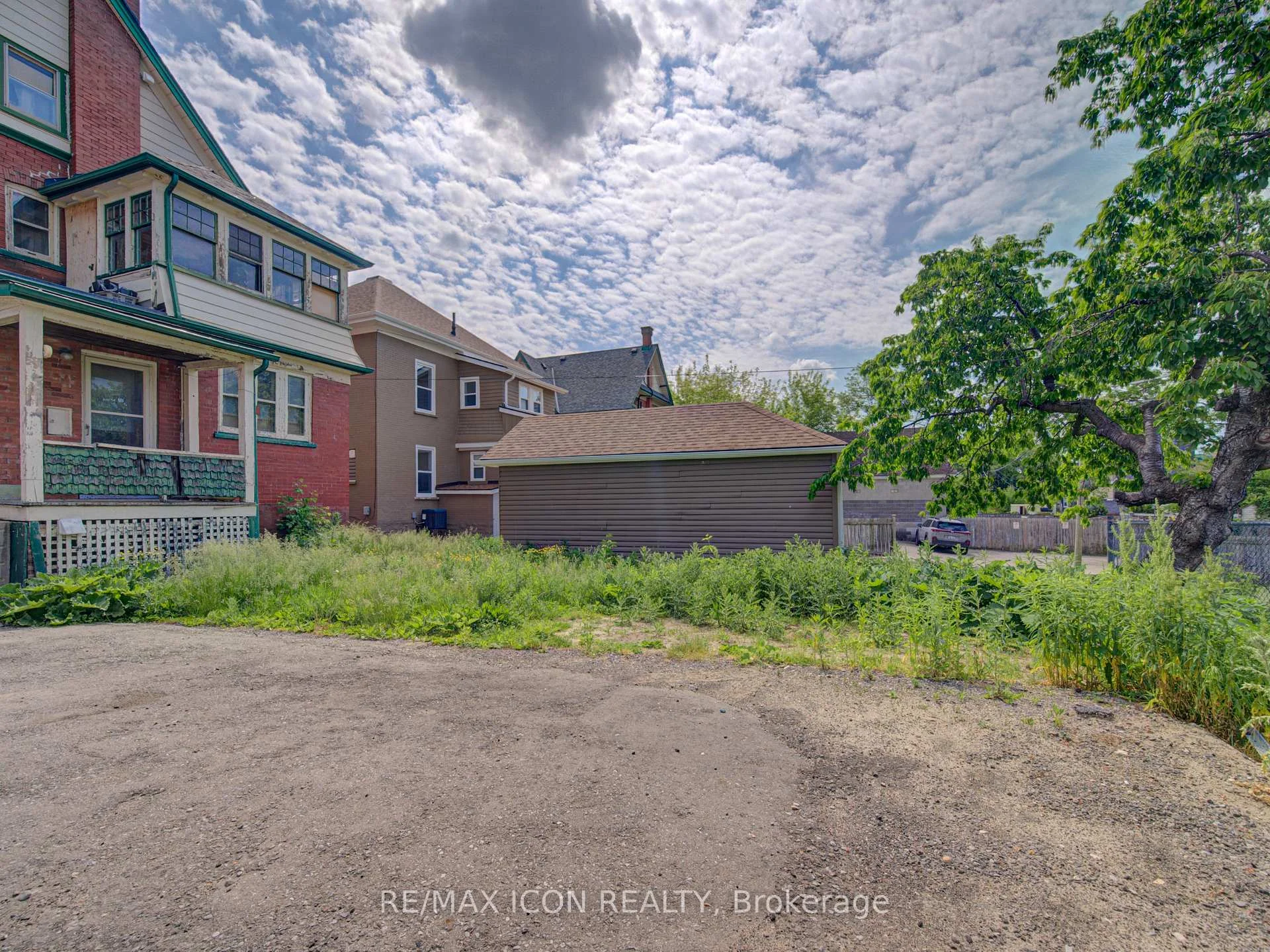 Photo 45 of 59 Irvin Street, Kitchener, Auditorium — HOMEH