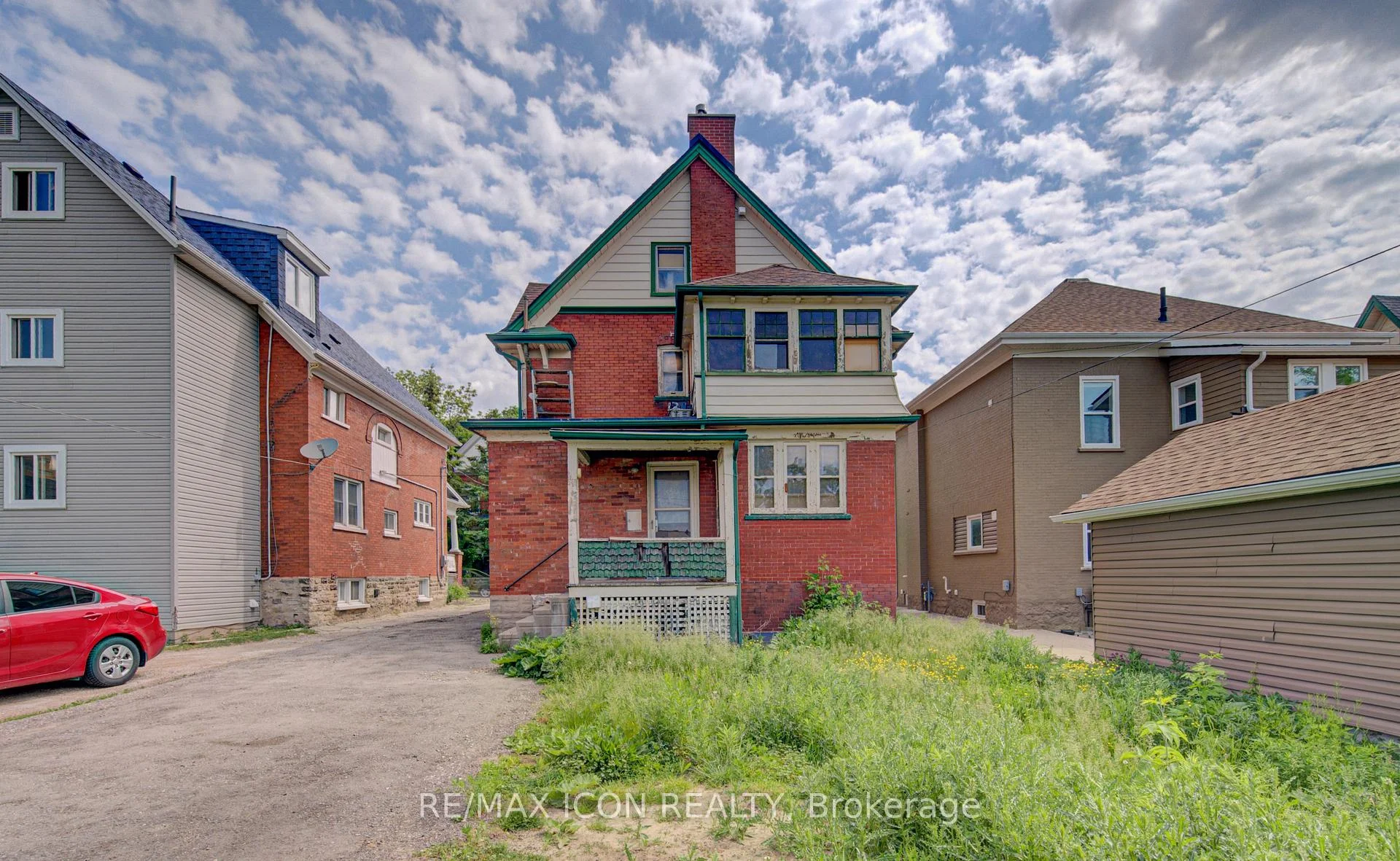 Photo 47 of 59 Irvin Street, Kitchener, Auditorium — HOMEH