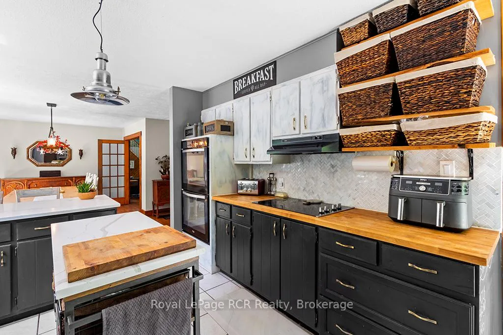 Photo 15 of 558156 4 Concession N, Owen Sound — HOMEH