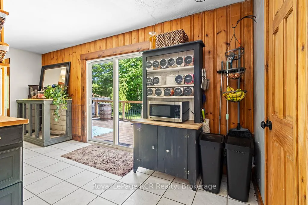 Photo 17 of 558156 4 Concession N, Owen Sound — HOMEH