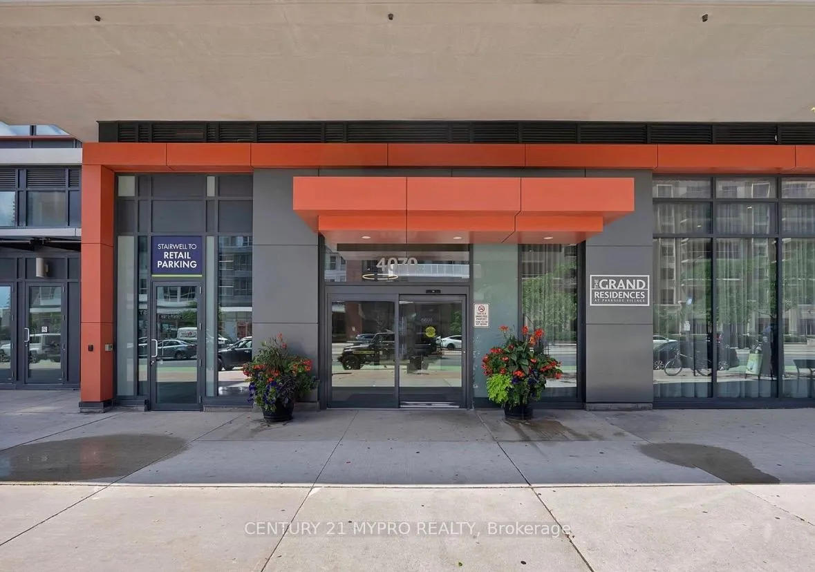 Front of Unit 4306, 4070 Confederation Parkway