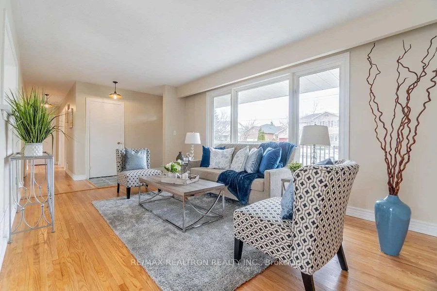 Photo 3 of 122 Arthur Street, Clarington, Newcastle — HOMEH