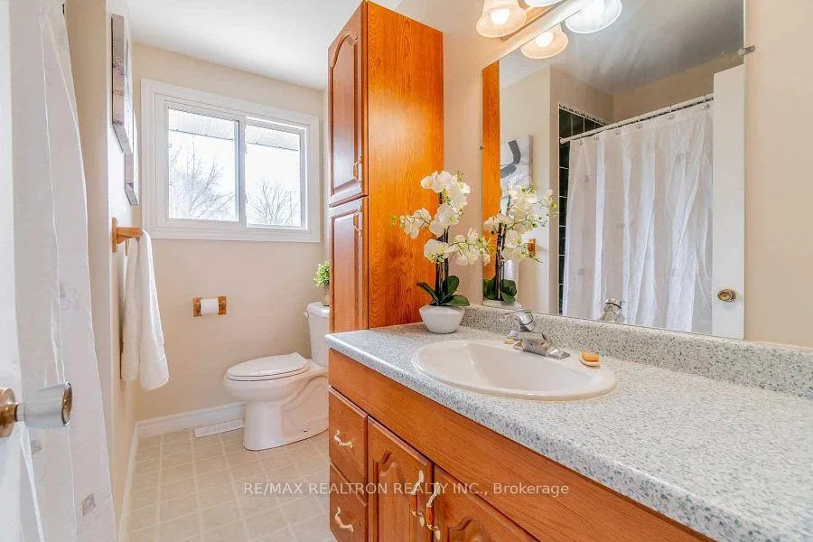 Photo 6 of 122 Arthur Street, Clarington, Newcastle — HOMEH
