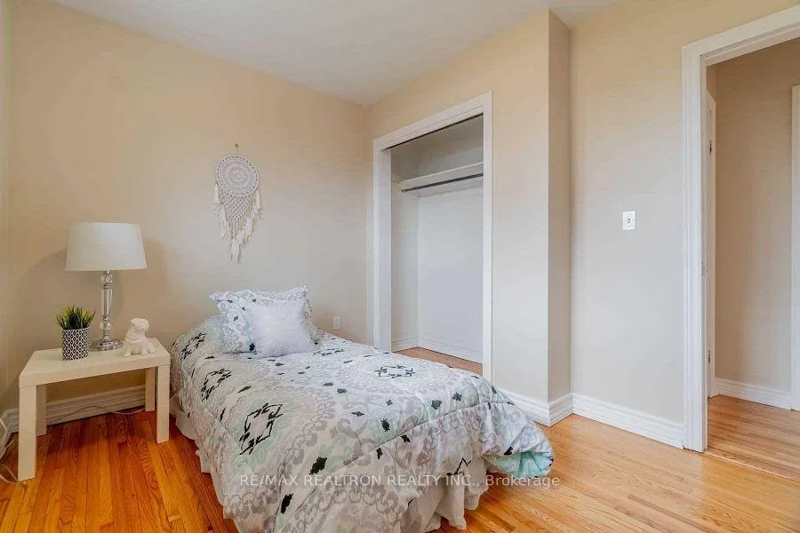 Photo 9 of 122 Arthur Street, Clarington, Newcastle — HOMEH