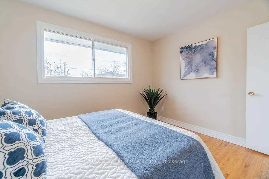 Photo 12 of 122 Arthur Street, Clarington, Newcastle — HOMEH