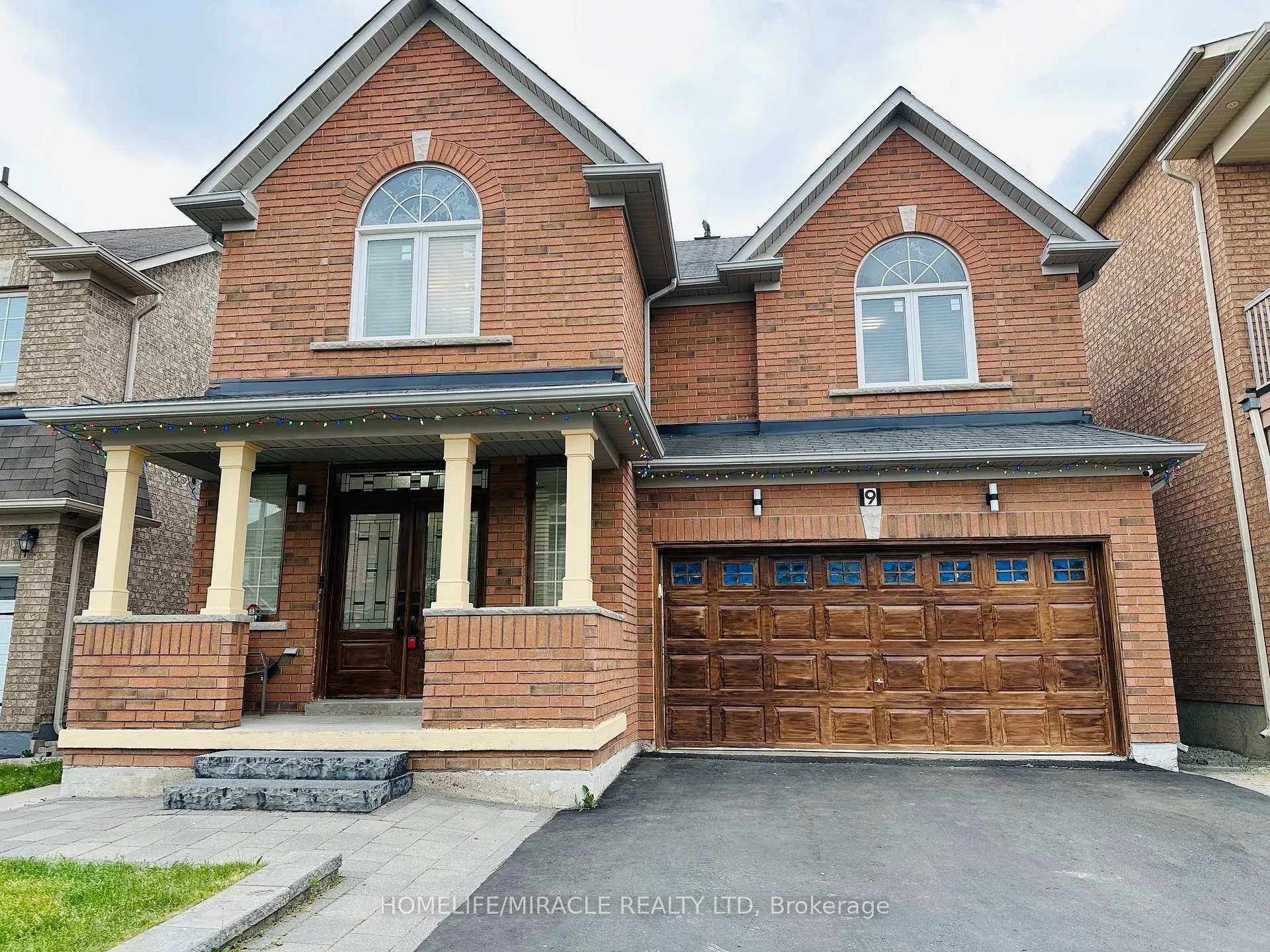 Front of 9 Gamson Crescent