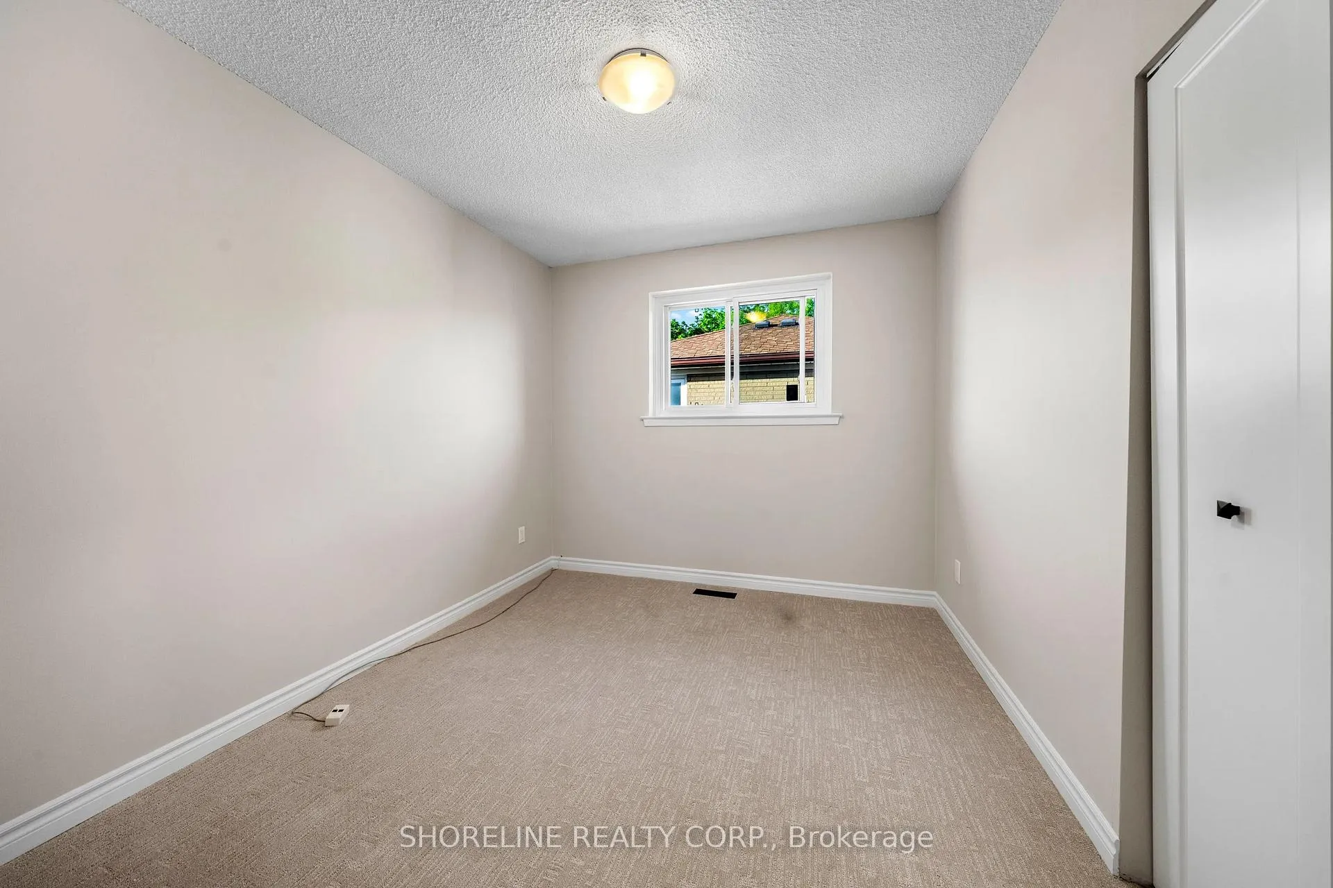 Photo 18 of Unit Upper, 608 Raphael Avenue, Mississauga, Mineola — HOMEH