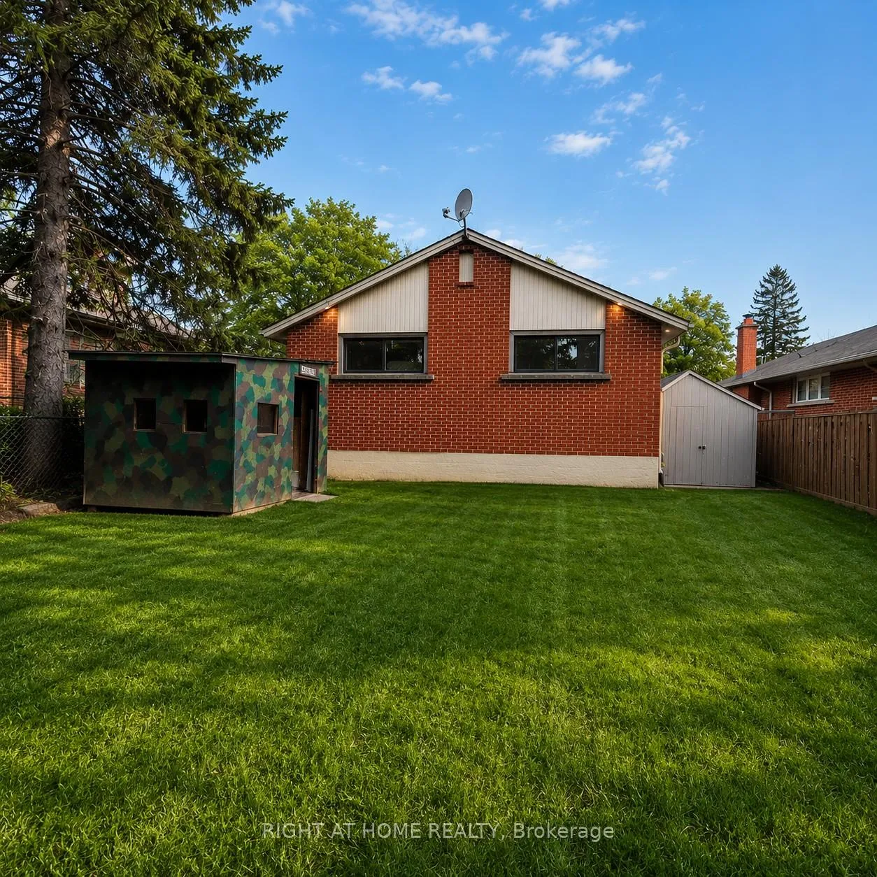 Photo 14 of 82 Blackwood Crescent, Hamilton, Ainslie Wood — HOMEH