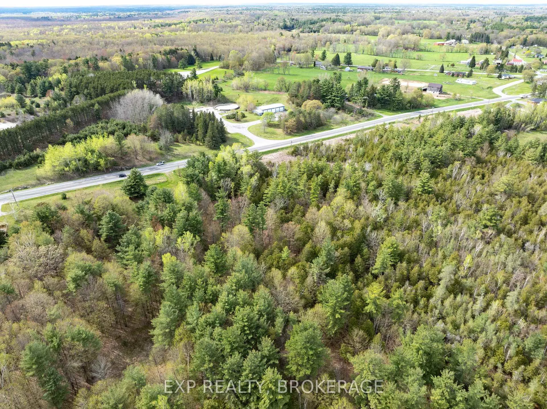 Photo 8 of 7666 Highway 38 Road, Frontenac, Frontenac South — HOMEH