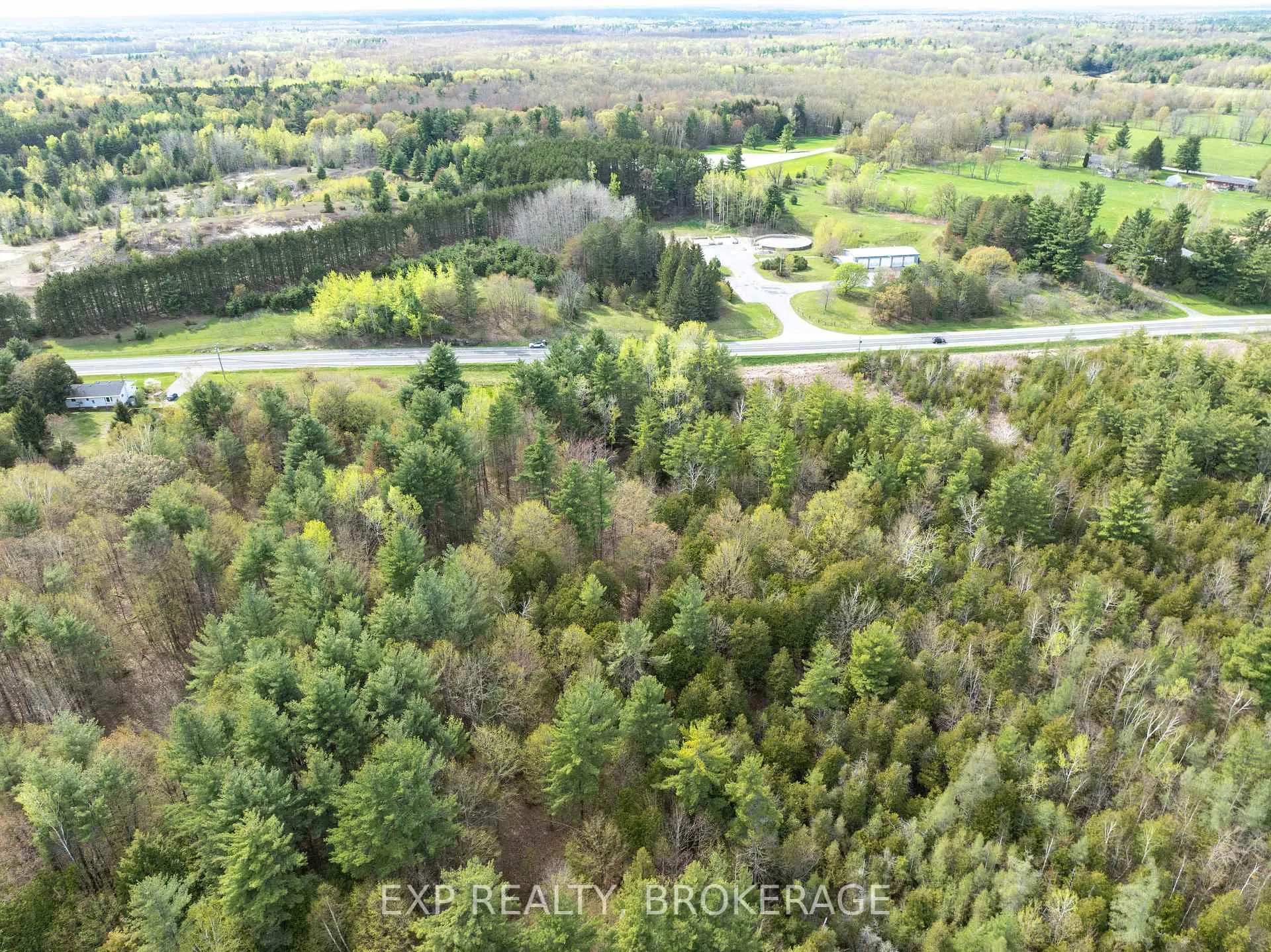 Photo 9 of 7666 Highway 38 Road, Frontenac, Frontenac South — HOMEH