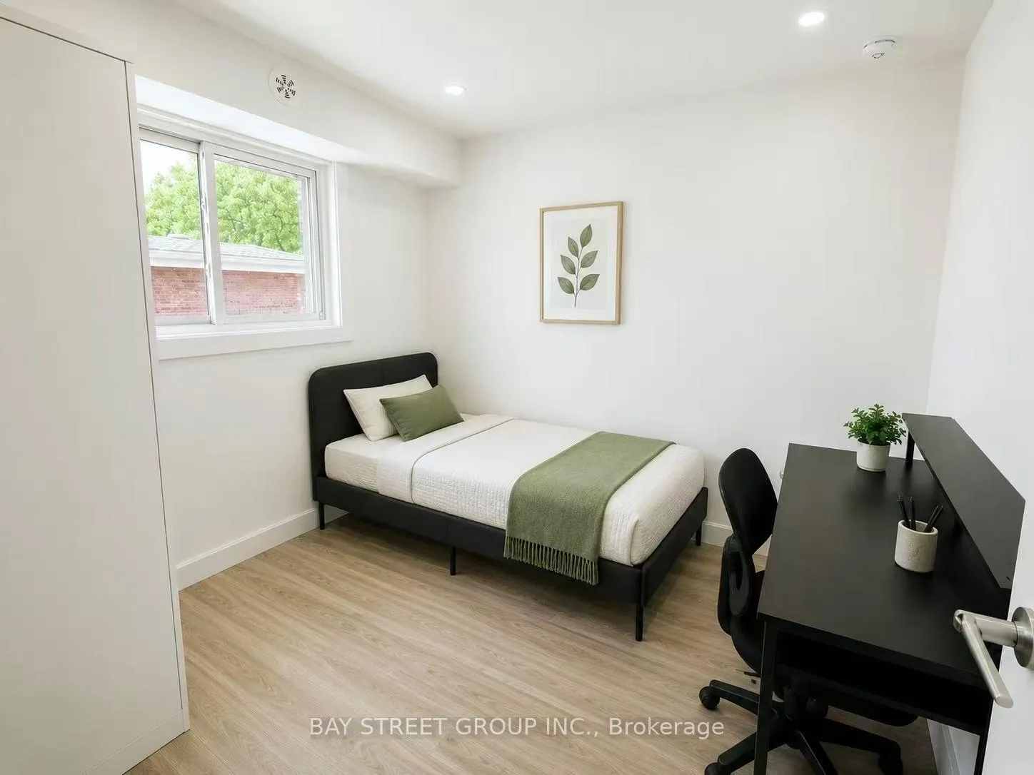 Photo 4 of Unit #1, 69 Blythwood Road N, Waterloo — HOMEH