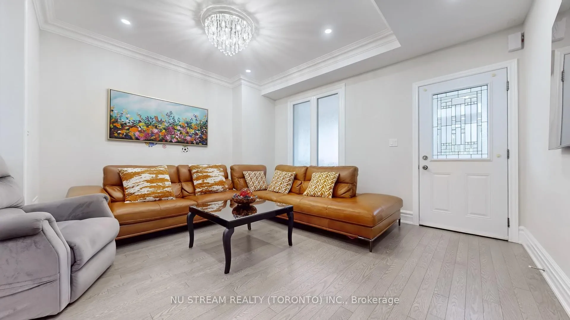Photo 2 of 1040 Ossington Avenue, Toronto, Dovercourt-Wallace Emerson-Junction — HOMEH