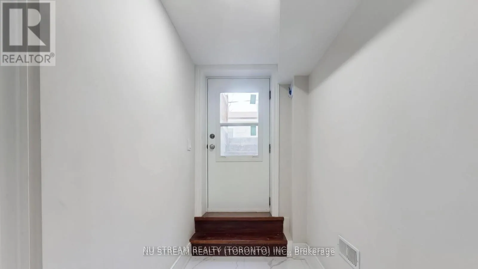 Photo 30 of 1040 Ossington Avenue, Toronto, Dovercourt-Wallace Emerson-Junction — HOMEH