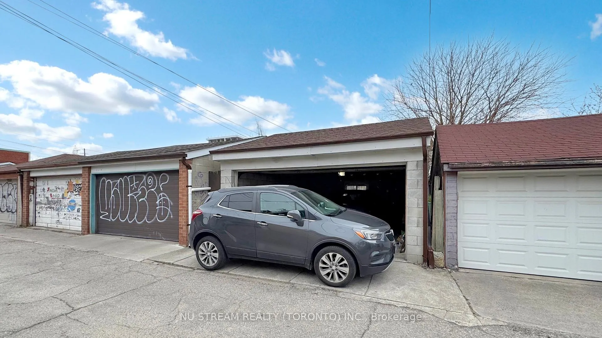 Photo 39 of 1040 Ossington Avenue, Toronto, Dovercourt-Wallace Emerson-Junction — HOMEH