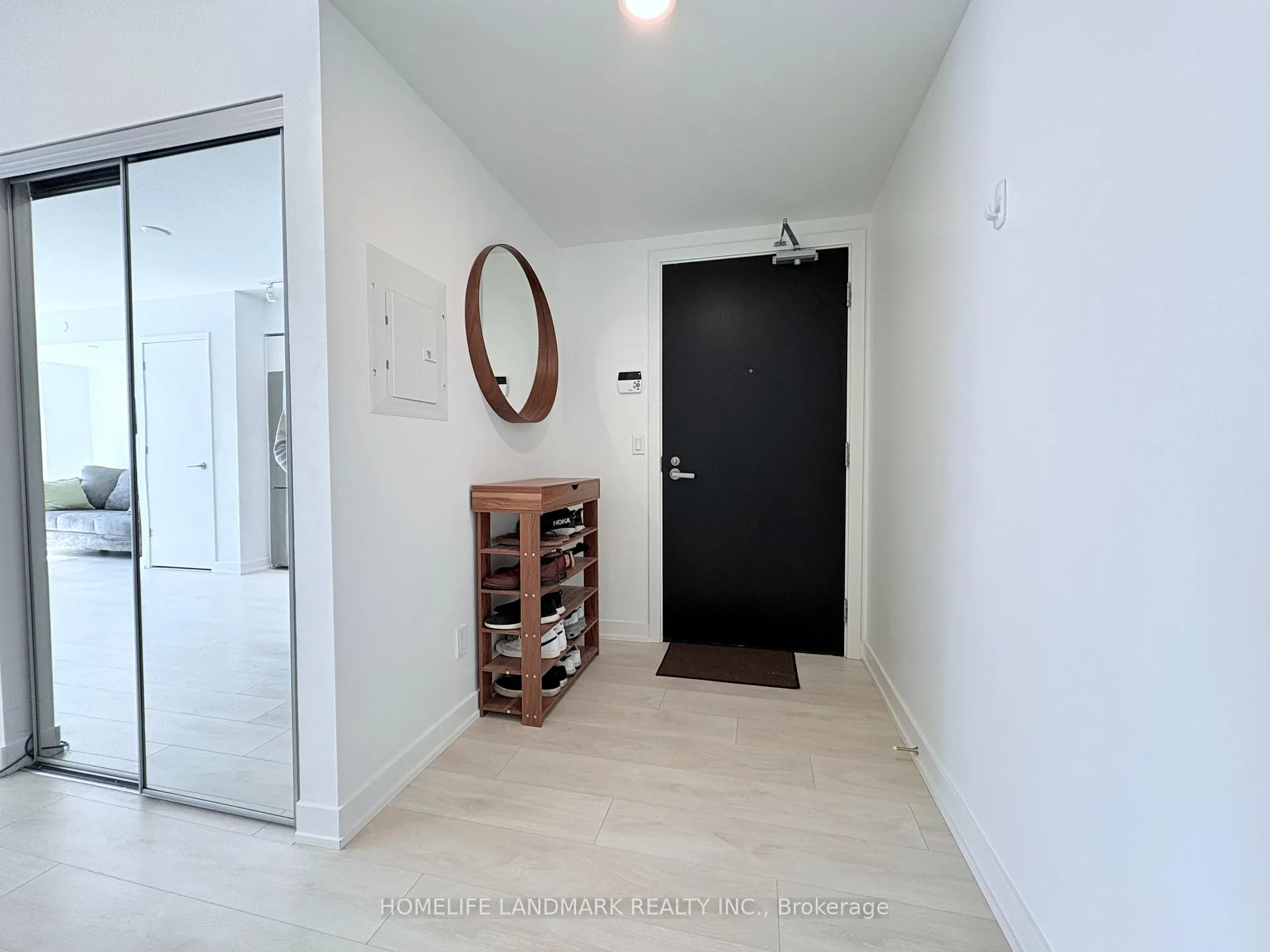 Photo 4 of Unit 2001, 501 Yonge Street, Toronto, Church-Yonge Corridor — HOMEH