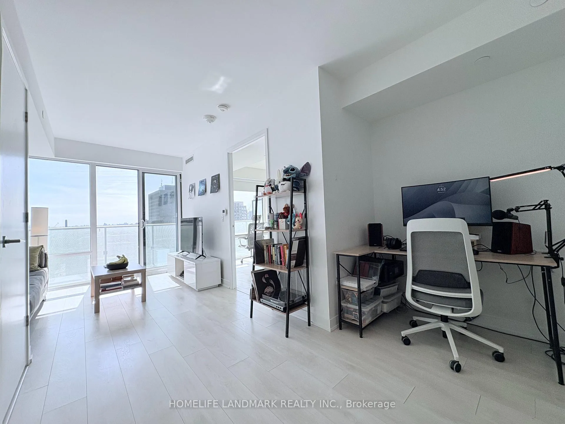 Photo 11 of Unit 2001, 501 Yonge Street, Toronto, Church-Yonge Corridor — HOMEH
