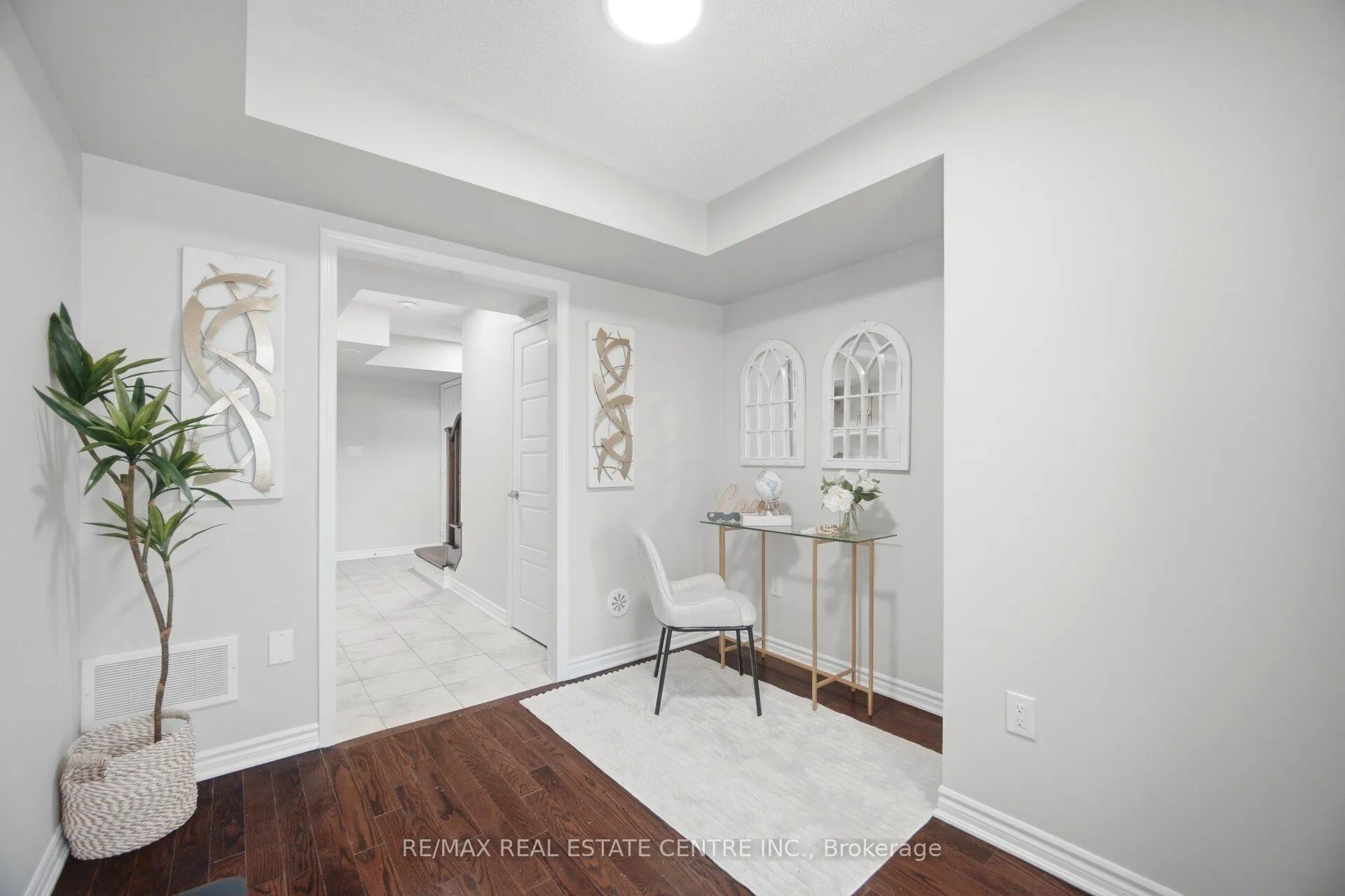 Photo 5 of Unit 57, 1000 Asleton Boulevard, Milton, Willmott — HOMEH