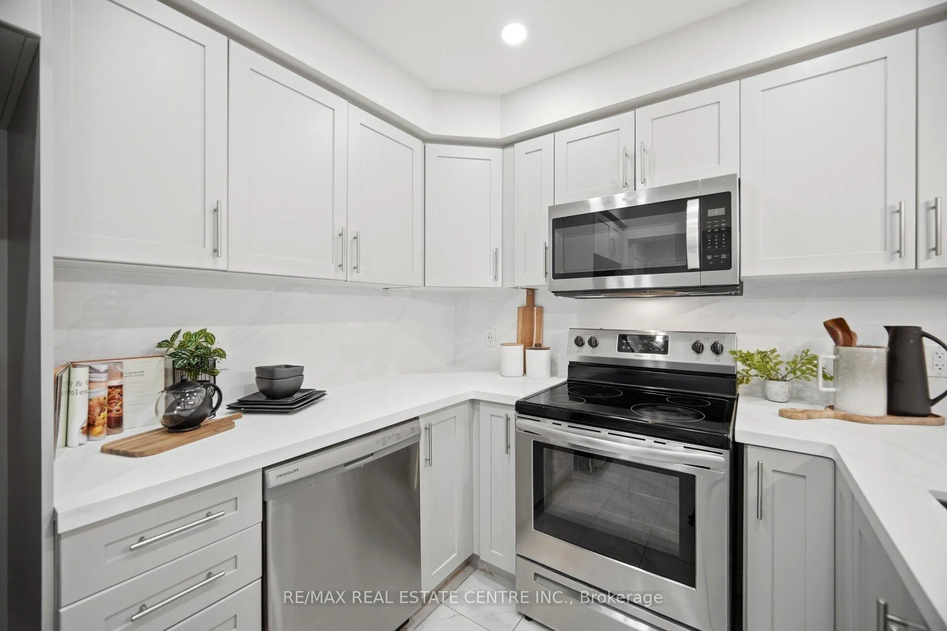 Photo 16 of Unit 57, 1000 Asleton Boulevard, Milton, Willmott — HOMEH