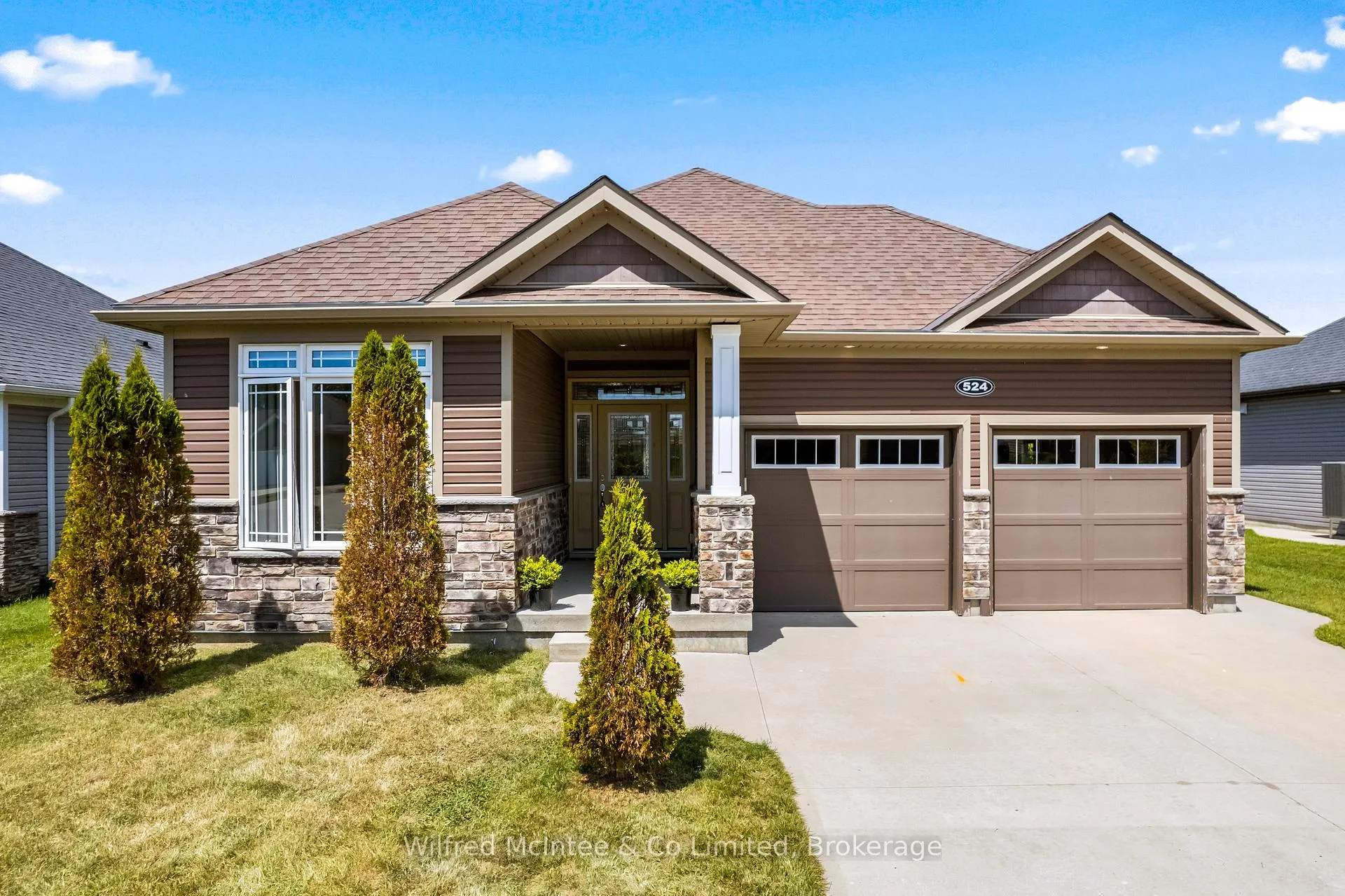 Photo 1 of 524 Stornoway, Huron-Kinloss — HOMEH