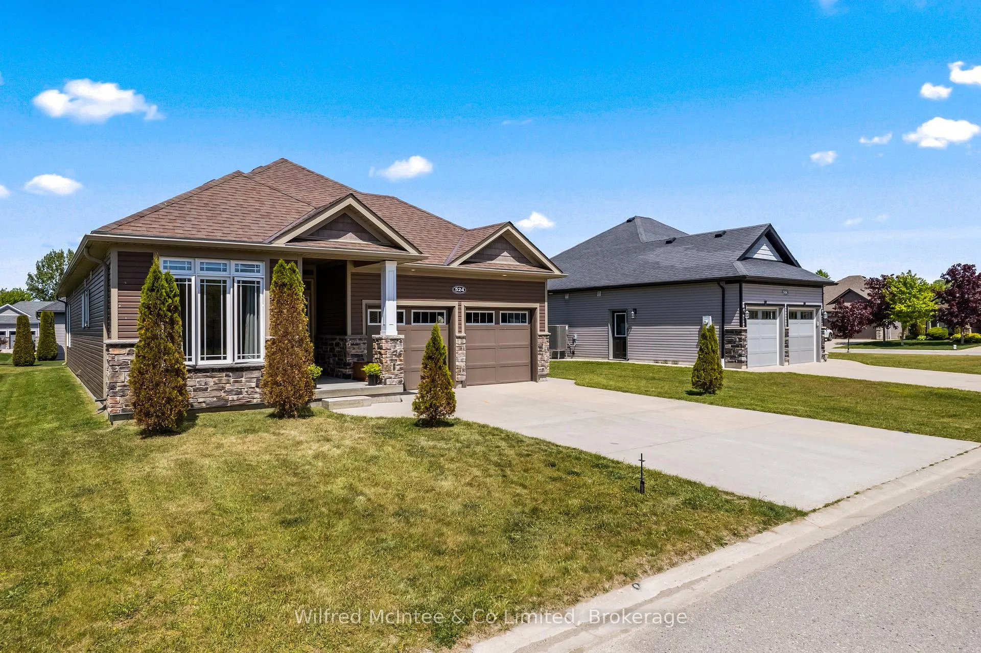 Photo 4 of 524 Stornoway, Huron-Kinloss — HOMEH