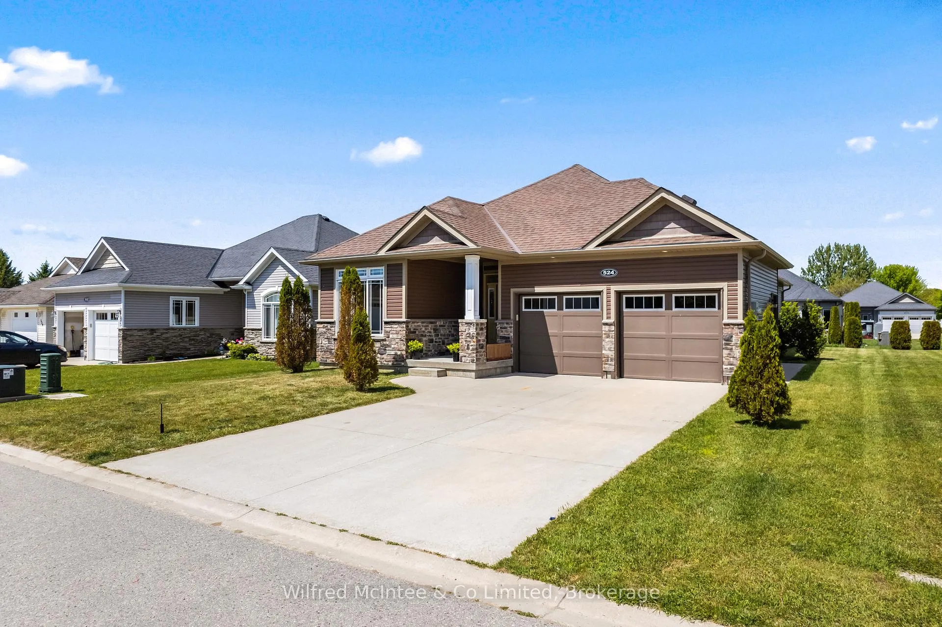 Photo 6 of 524 Stornoway, Huron-Kinloss — HOMEH