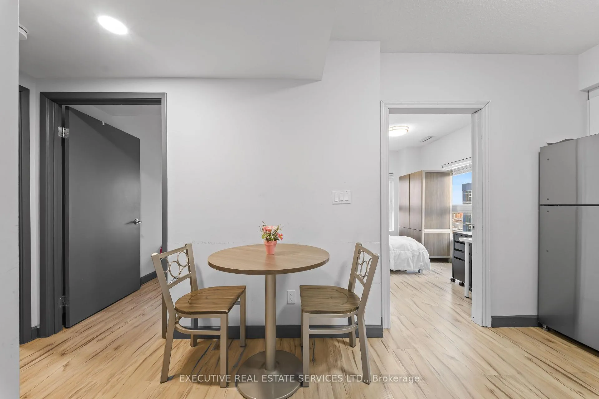 Photo 20 of Unit 2127, 258B Sunview Street, Waterloo, Beechwood/University — HOMEH