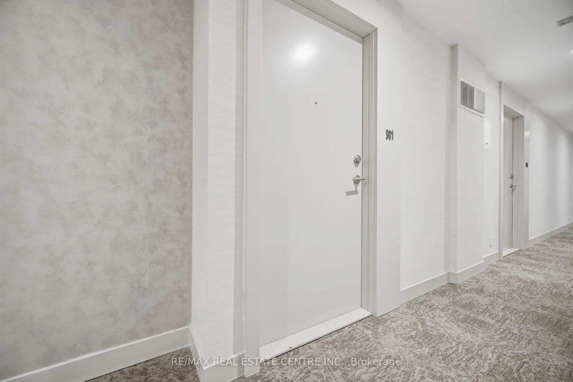 Photo 2 of Unit 901, 215 Veterans Drive, Brampton, Northwest Brampton — HOMEH