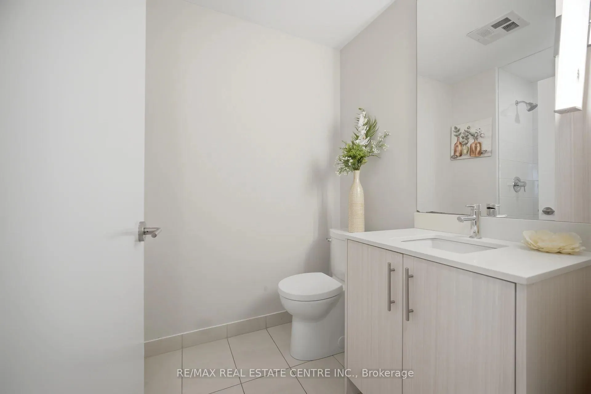 Photo 21 of Unit 901, 215 Veterans Drive, Brampton, Northwest Brampton — HOMEH