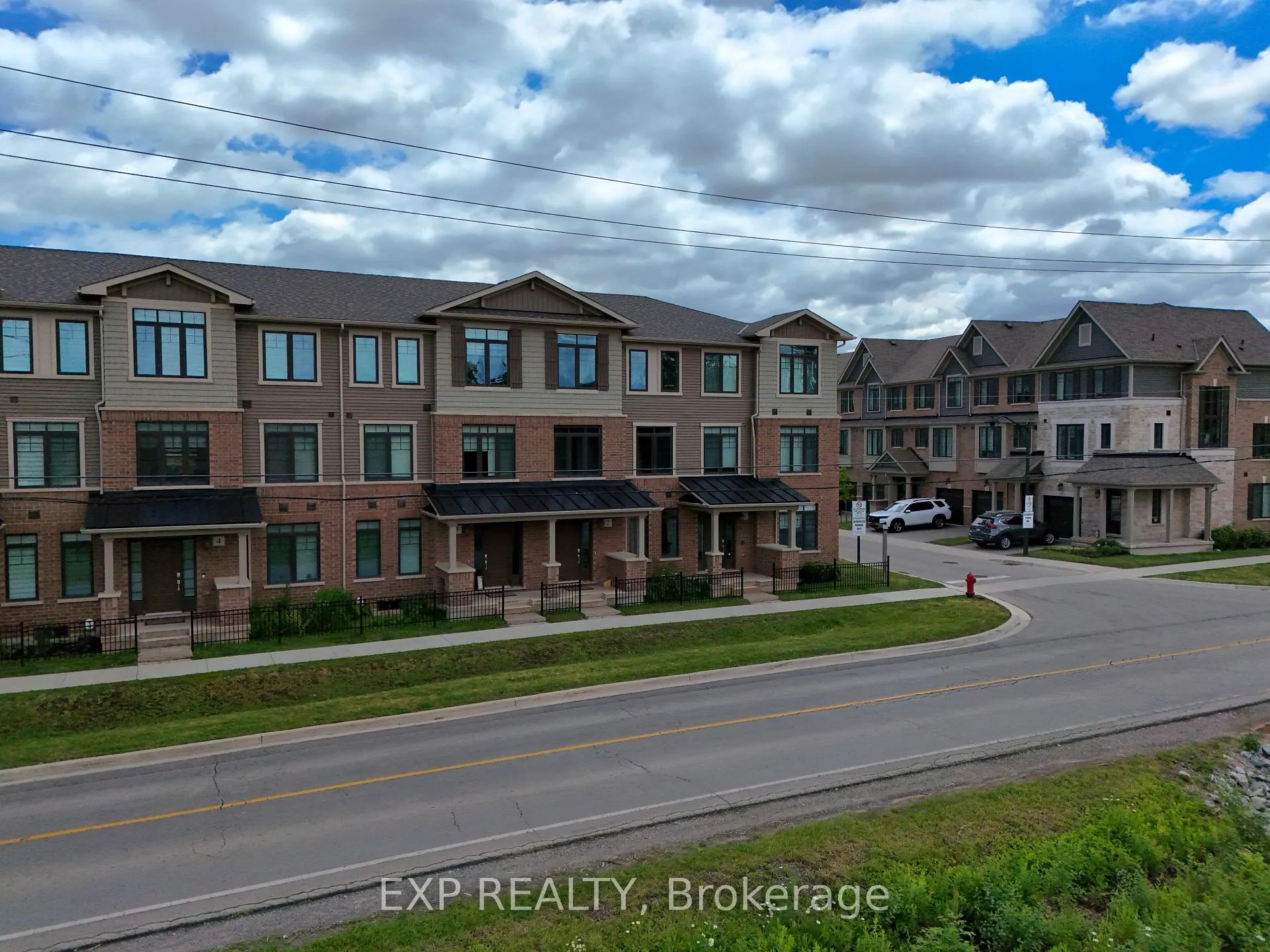 Photo 3 of Unit 2, 288 Glover Road, Hamilton, Fruitland — HOMEH