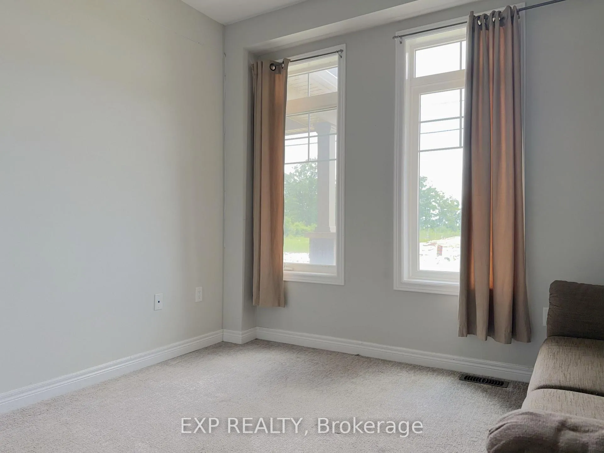 Photo 13 of Unit 2, 288 Glover Road, Hamilton, Fruitland — HOMEH
